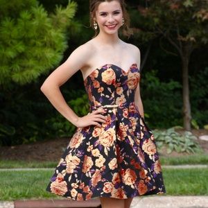 Mac Duggal Fit & Flare